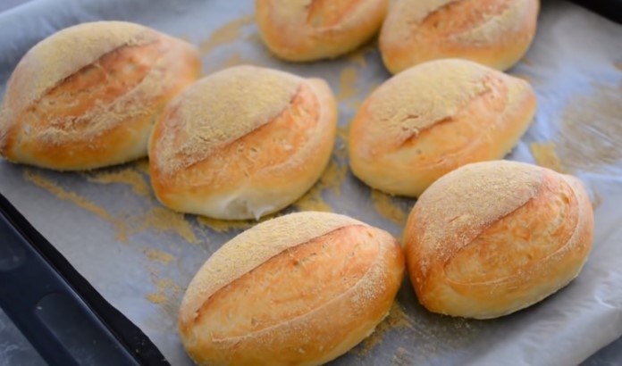 Evde minik ekmek tarifi nasıl yapılır?