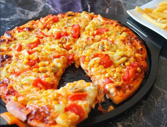 özel pizza sosu ile pizza tarifi