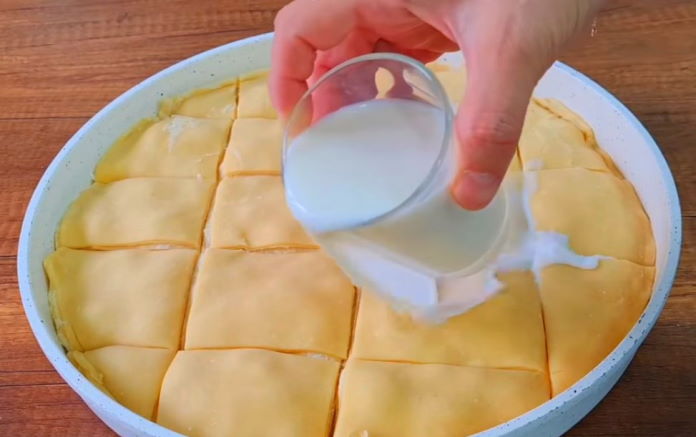 Sütlü börek tarifi, peynir içli süt kullanılarak yapılan börek tarifi.